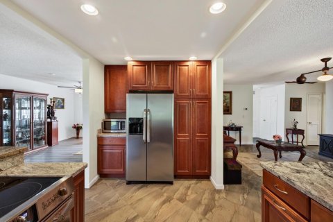 Casa en venta en Port St. Lucie, Florida, 3 dormitorios, 171.22 m2 № 2385142 - foto 14