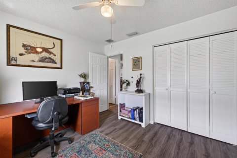 Casa en venta en Port St. Lucie, Florida, 3 dormitorios, 171.22 m2 № 2385142 - foto 24