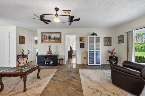 Casa en venta en Port St. Lucie, Florida, 3 dormitorios, 171.22 m2 № 2385142 - foto 16