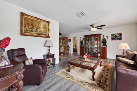 Casa en venta en Port St. Lucie, Florida, 3 dormitorios, 171.22 m2 № 2385142 - foto 6