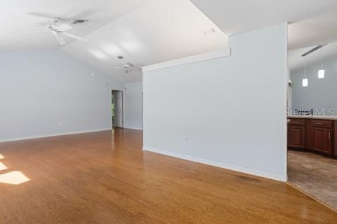 Casa en venta en Eustis, Florida, 3 dormitorios, 212 m2 № 1909780 - foto 20