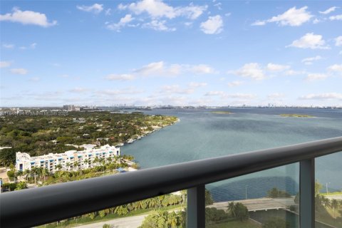 Condo in Miami, Florida, 2 bedrooms  № 1841151 - photo 3
