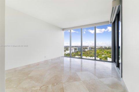 Condo in Miami, Florida, 2 bedrooms  № 1841151 - photo 15