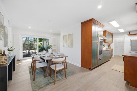 Casa en venta en Clearwater, Florida, 4 dormitorios, 227.98 m2 № 2383638 - foto 4