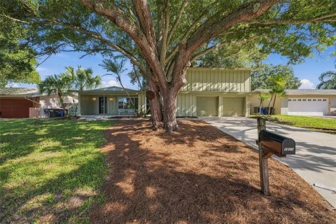 Casa en venta en Clearwater, Florida, 4 dormitorios, 227.98 m2 № 2383638 - foto 28