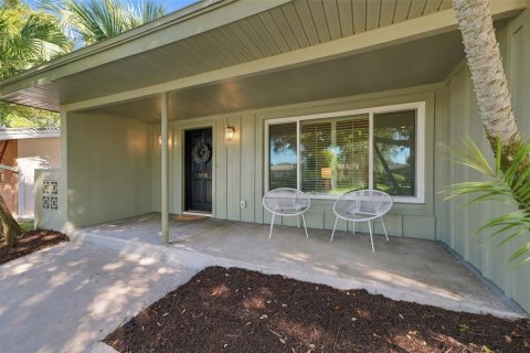Casa en venta en Clearwater, Florida, 4 dormitorios, 227.98 m2 № 2383638 - foto 30