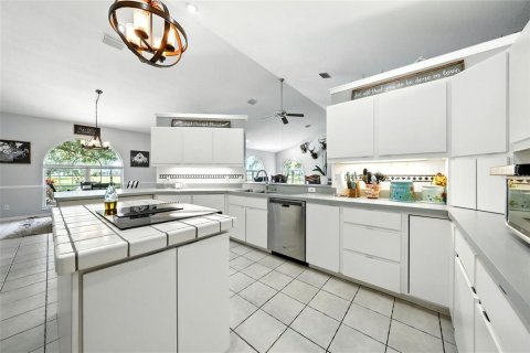 Villa ou maison à vendre à Eustis, Floride: 4 chambres, 317.63 m2 № 1886149 - photo 22