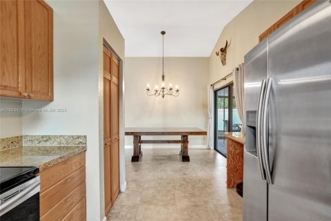 House in Boynton Beach, Florida 3 bedrooms, 124.58 sq.m. № 1889904 - photo 18