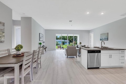Villa ou maison à vendre à West Palm Beach, Floride: 4 chambres, 191.94 m2 № 2084396 - photo 3
