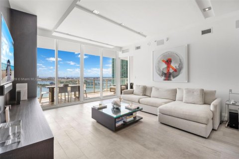 Купить кондоминиум в Майами, Флорида 2 спальни, 154.78м2, № 1980136 - фото 3
