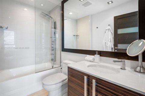 Купить кондоминиум в Майами, Флорида 2 спальни, 154.78м2, № 1980136 - фото 20