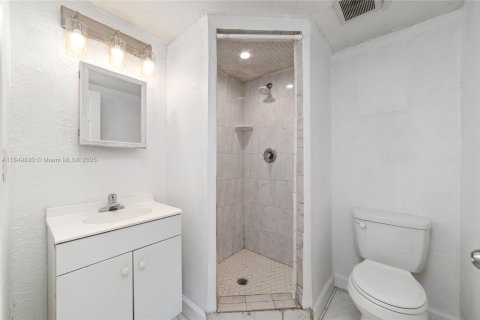 Купить коммерческую недвижимость в Уэст-Палм-Бич, Флорида 178.56м2, № 1887635 - фото 22