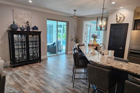 House in The Villages, Florida 3 bedrooms, 189.71 sq.m. № 2259053 - photo 8