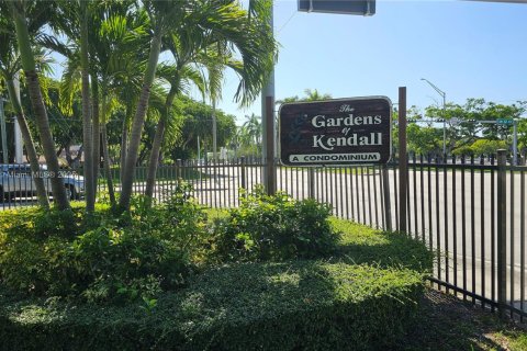 Copropriété à louer à Miami, Floride: 2 chambres, 86.12 m2 № 1857567 - photo 2