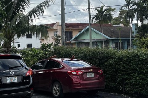 Appartement à louer à Miami, Floride: 2 chambres, 295.06 m2 № 2021247 - photo 6