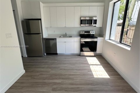Condo in Miami, Florida  № 1818720 - photo 5