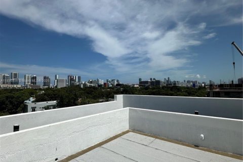 Condo in Miami, Florida  № 1818720 - photo 16