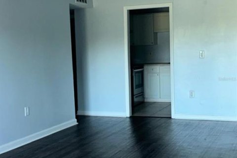 Condo in Maitland, Florida, 1 bedroom  № 1819372 - photo 2