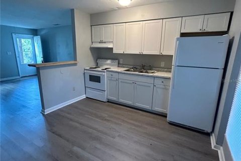 Apartamento en alquiler en Gainesville, Florida, 2 dormitorios, 75.25 m2 № 2166575 - foto 2