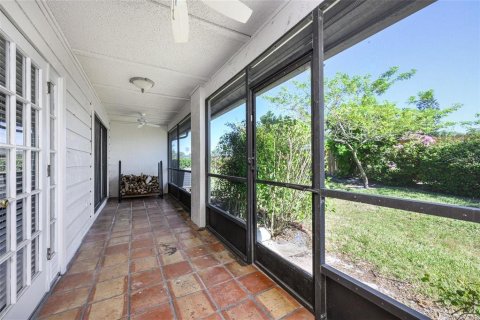 Condo in Winter Park, Florida, 2 bedrooms № 2100163 - photo 20