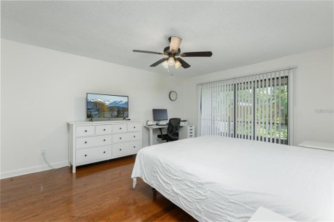 Condo in Winter Park, Florida, 2 bedrooms № 2100163 - photo 27