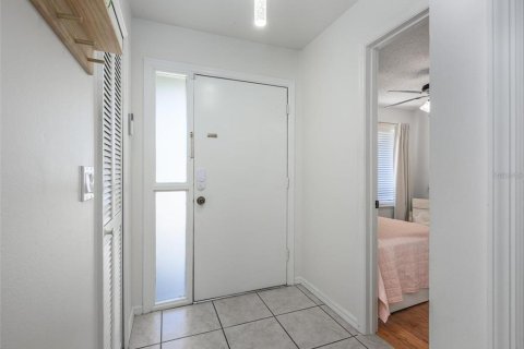 Condo in Winter Park, Florida, 2 bedrooms № 2100163 - photo 4