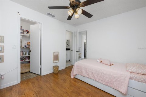 Condo in Winter Park, Florida, 2 bedrooms № 2100163 - photo 22