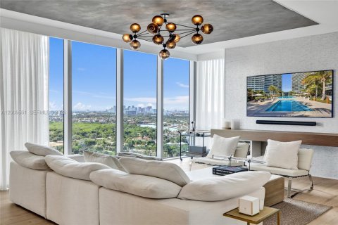 Condo in Fort Lauderdale, Florida, 3 bedrooms № 2075332 - photo 18