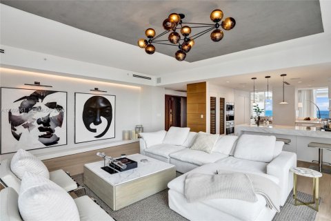 Condo in Fort Lauderdale, Florida, 3 bedrooms № 2075332 - photo 17