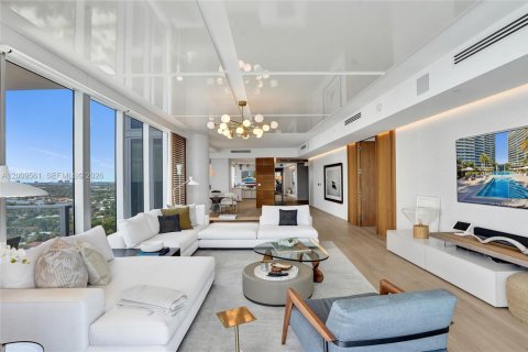 Condo in Fort Lauderdale, Florida, 3 bedrooms № 2075332 - photo 26