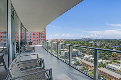 Condo in Fort Lauderdale, Florida, 3 bedrooms № 2075332 - photo 7