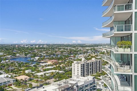 Condo in Fort Lauderdale, Florida, 3 bedrooms № 2075332 - photo 6