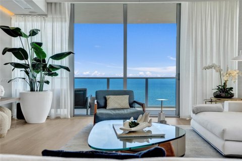 Condo in Fort Lauderdale, Florida, 3 bedrooms № 2075332 - photo 14