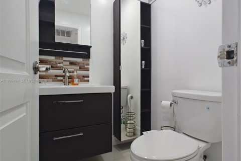 Купить кондоминиум в Авентура, Флорида 1 спальня, 71.16м2, № 1999706 - фото 13