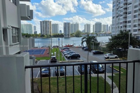 Купить кондоминиум в Авентура, Флорида 1 спальня, 71.16м2, № 1999706 - фото 12