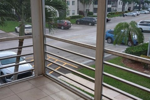 Купить кондоминиум в Делрей-Бич, Флорида 2 спальни, 83.8м2, № 1969418 - фото 5