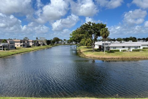 Copropriété à vendre à Delray Beach, Floride: 2 chambres, 82.03 m2 № 2077838 - photo 2