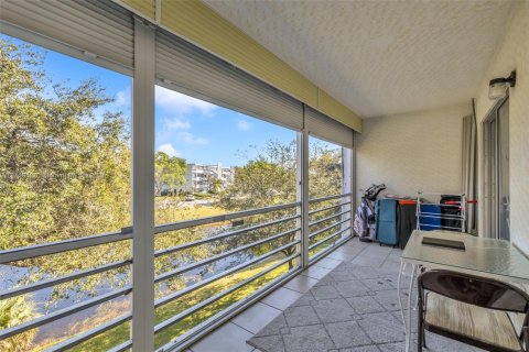 Copropriété à vendre à Deerfield Beach, Floride: 2 chambres, 79.9 m2 № 1958087 - photo 24