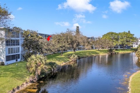 Copropriété à vendre à Deerfield Beach, Floride: 2 chambres, 79.9 m2 № 1958087 - photo 7