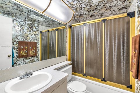 Copropriété à vendre à Deerfield Beach, Floride: 2 chambres, 79.9 m2 № 1958087 - photo 22