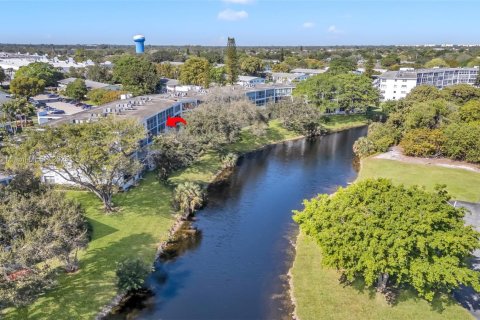 Copropriété à vendre à Deerfield Beach, Floride: 2 chambres, 79.9 m2 № 1958087 - photo 6