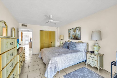 Copropriété à vendre à Deerfield Beach, Floride: 2 chambres, 79.9 m2 № 1958087 - photo 26