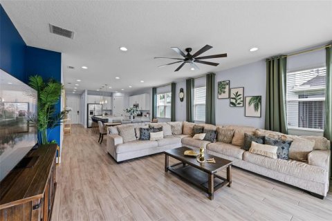 Casa en venta en Auburndale, Florida, 4 dormitorios, 181.44 m2 № 1909913 - foto 11