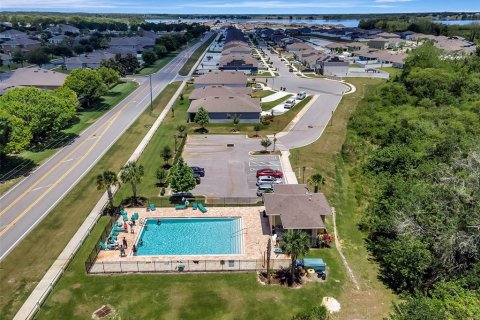 Casa en venta en Auburndale, Florida, 4 dormitorios, 181.44 m2 № 1909913 - foto 27