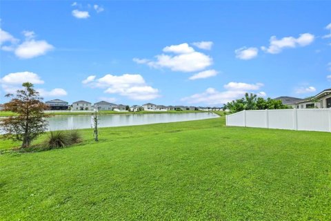 Casa en venta en Auburndale, Florida, 4 dormitorios, 181.44 m2 № 1909913 - foto 25