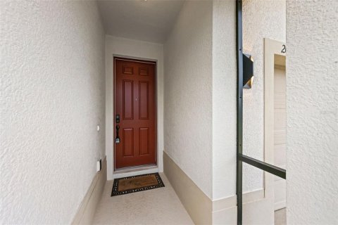 Casa en venta en Auburndale, Florida, 4 dormitorios, 181.44 m2 № 1909913 - foto 3