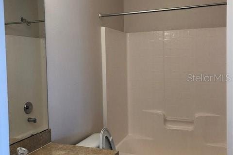 Снять в аренду таунхаус в Орландо, Флорида 5 комнат, 113.99м2, № 2217053 - фото 13