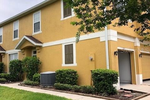 Townhouse in Orlando, Florida 2 bedrooms, 113.99 sq.m. № 2217053