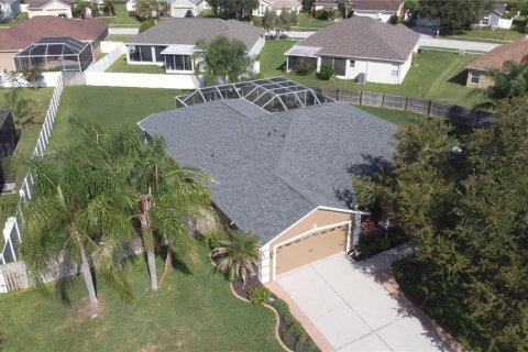 House in Land O' Lakes, Florida 4 bedrooms, 230.03 sq.m. № 2204110 - photo 5