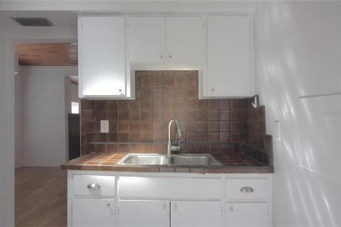 Appartement à louer à Sarasota, Floride: 1 chambre, 77.29 m2 № 2115430 - photo 4